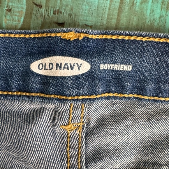 Old Navy Boyfriend Denim Jean Shorts Size 12 Rolled Cuff - Picture 7 of 8